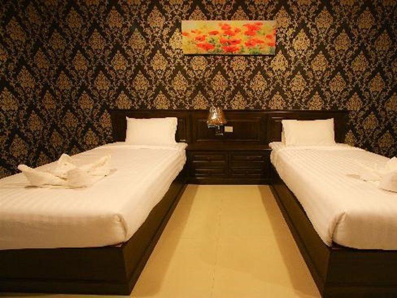 Romena Grand Hotel Chiang Mai Bagian luar foto