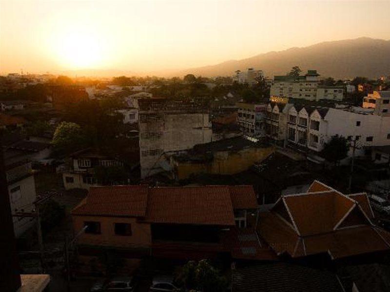 Romena Grand Hotel Chiang Mai Bagian luar foto