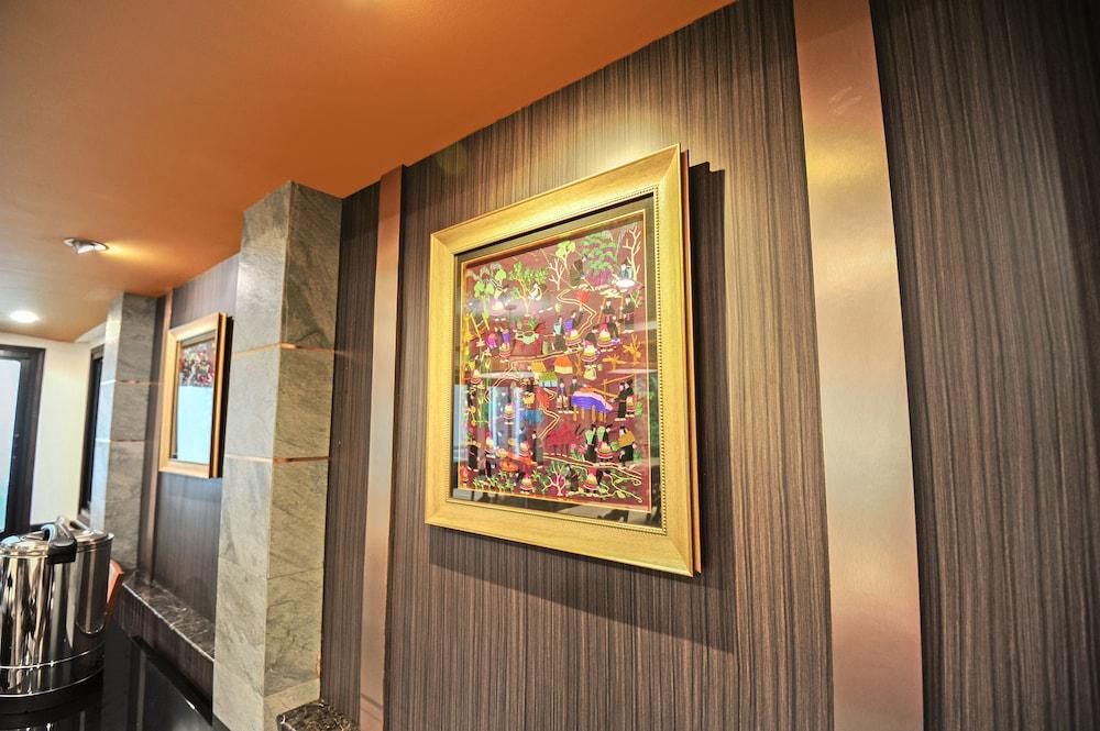 Romena Grand Hotel Chiang Mai Bagian luar foto