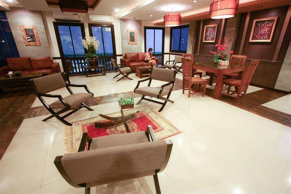 Romena Grand Hotel Chiang Mai Bagian luar foto